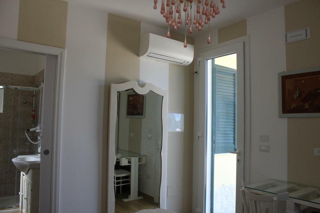 La Lanterna Delle Fate Bed & Breakfast Otranto Dış mekan fotoğraf